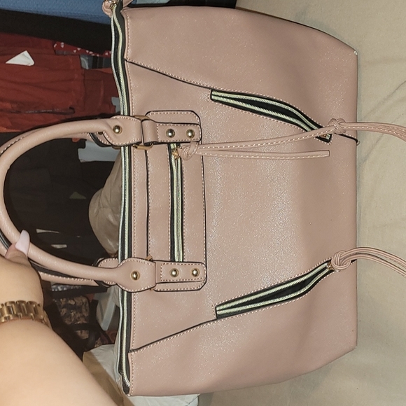 Handbags - Light Pink Handbag